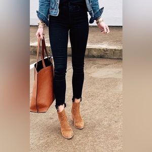 Abercrombie & Fitch Chewed Hem Skinny Black Jeans - Size 27/4 Short